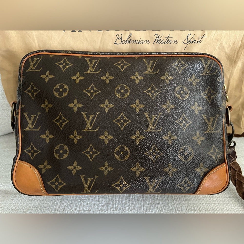 Vintage Boho Louis Vuitton Crossbody Bag - Picture 5 of 14